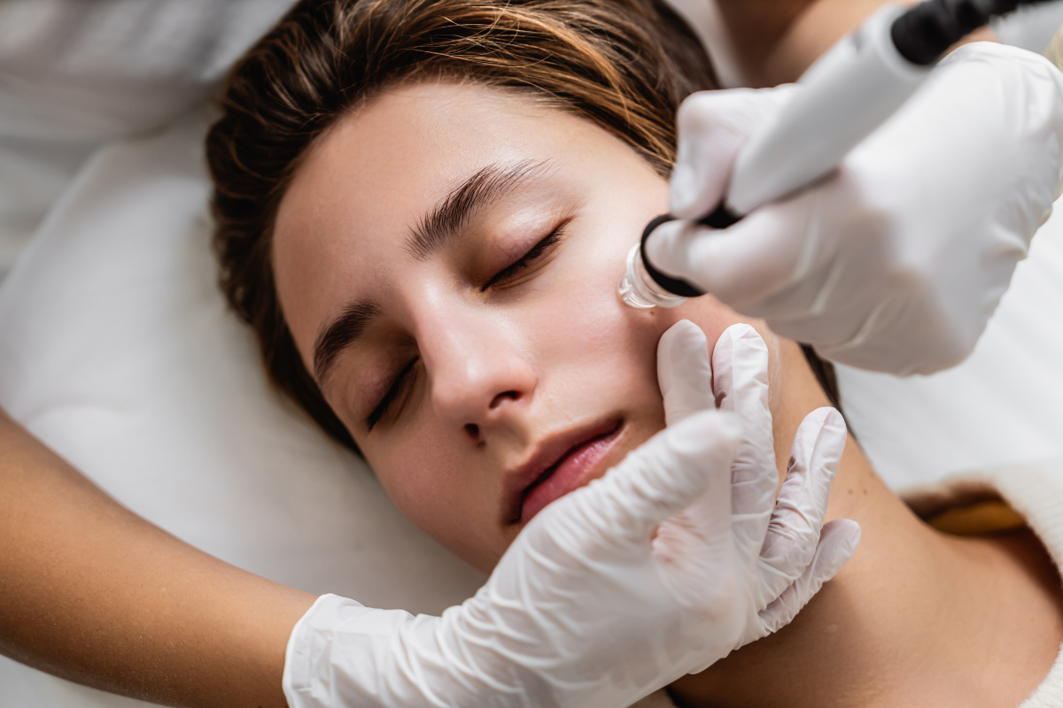 Hydra Facial