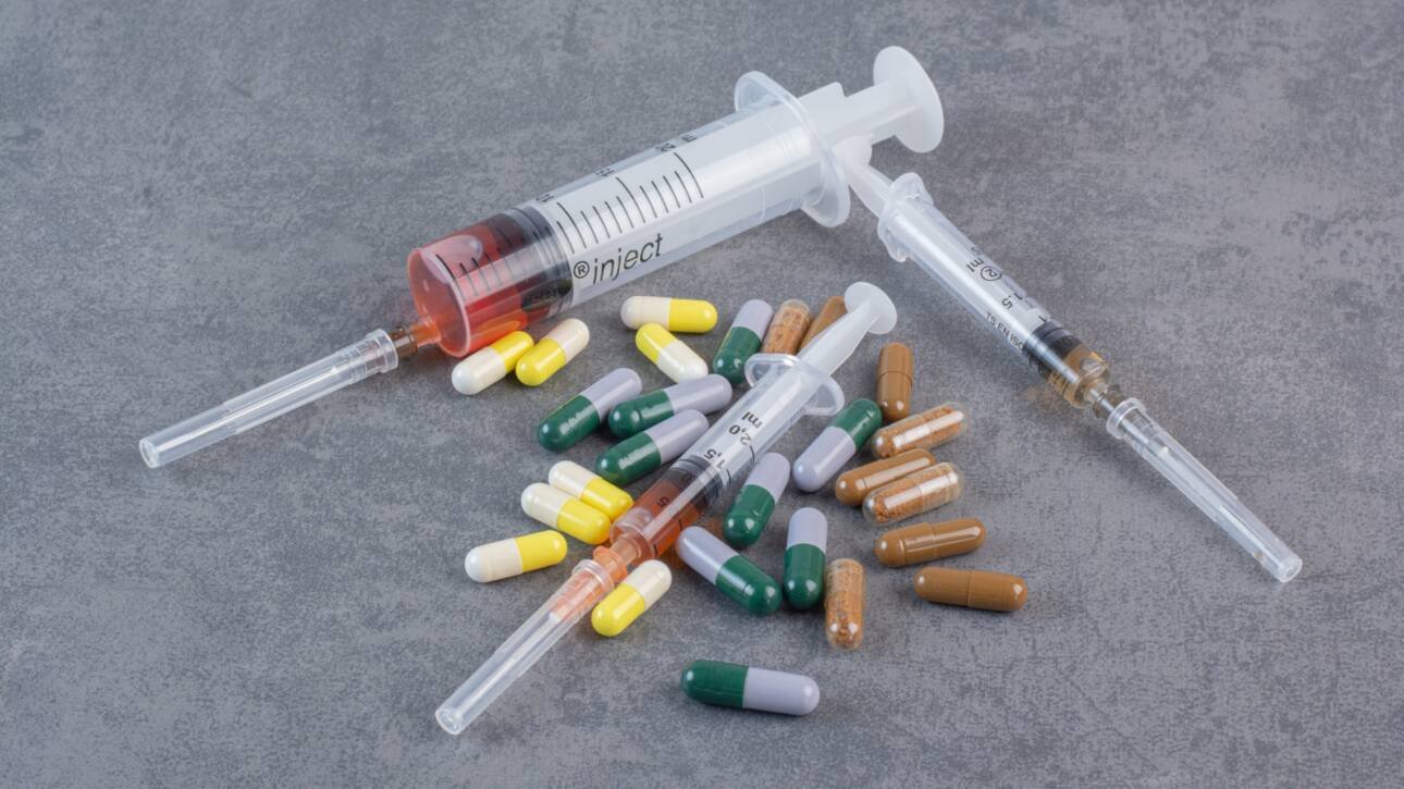 Glutathione tablets vs injections for skin whitening treatment at CFH Skin and Hair Clinic in Chennai
