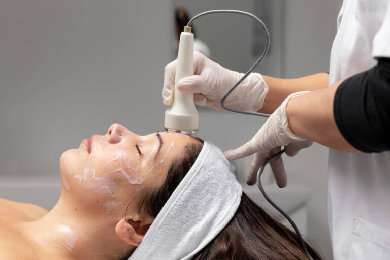What is HydraFacial? Benefits, Cost & Best Clinic in Chennai