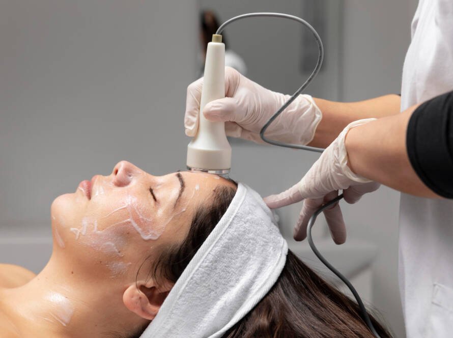 HydraFacial treatment in Chennai at CFH Skin and Hair Clinic for deep cleansing, hydration, and glowing skin